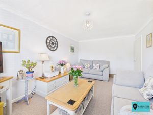 Living Room- click for photo gallery